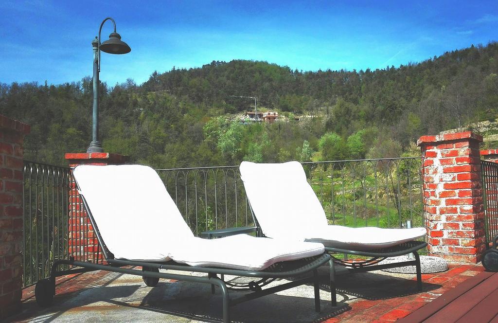 Castel Martino Villa Cortemilia Екстериор снимка