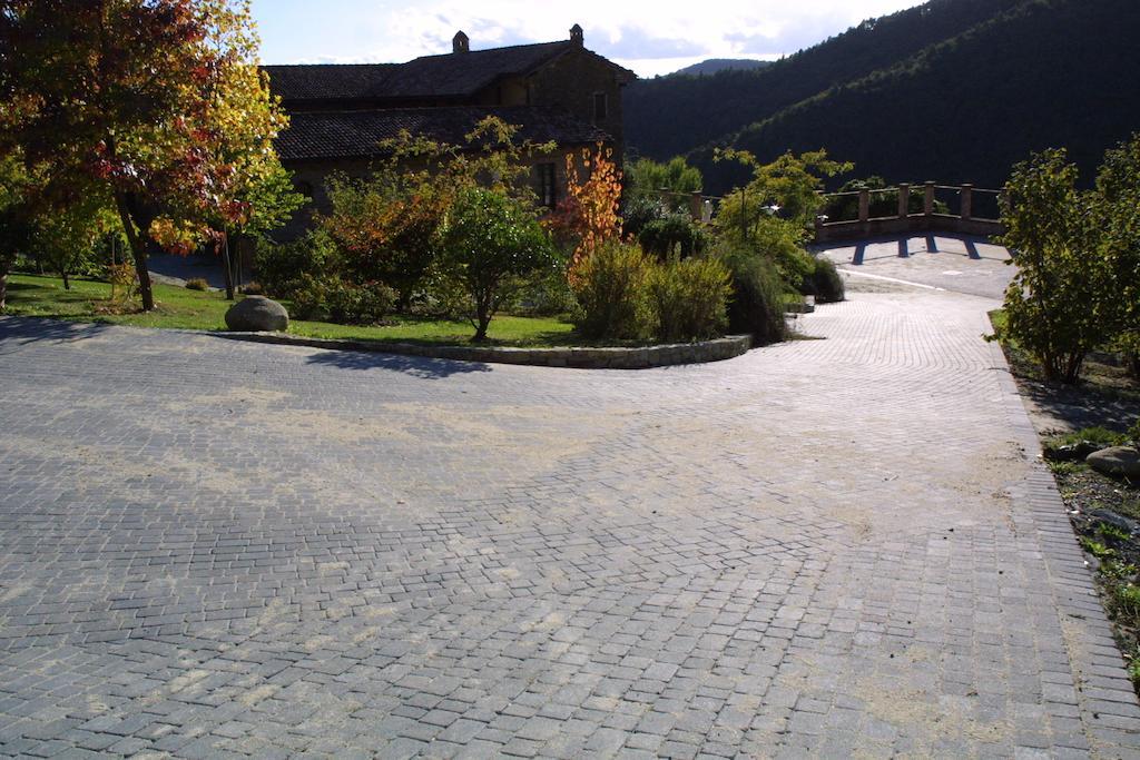 Castel Martino Villa Cortemilia Екстериор снимка