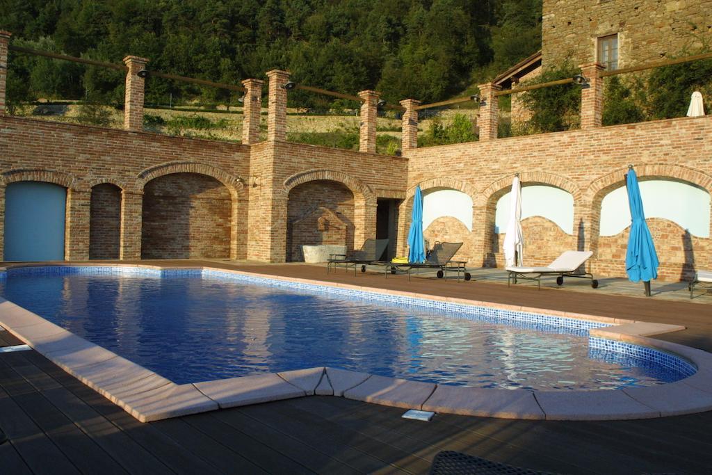 Castel Martino Villa Cortemilia Екстериор снимка